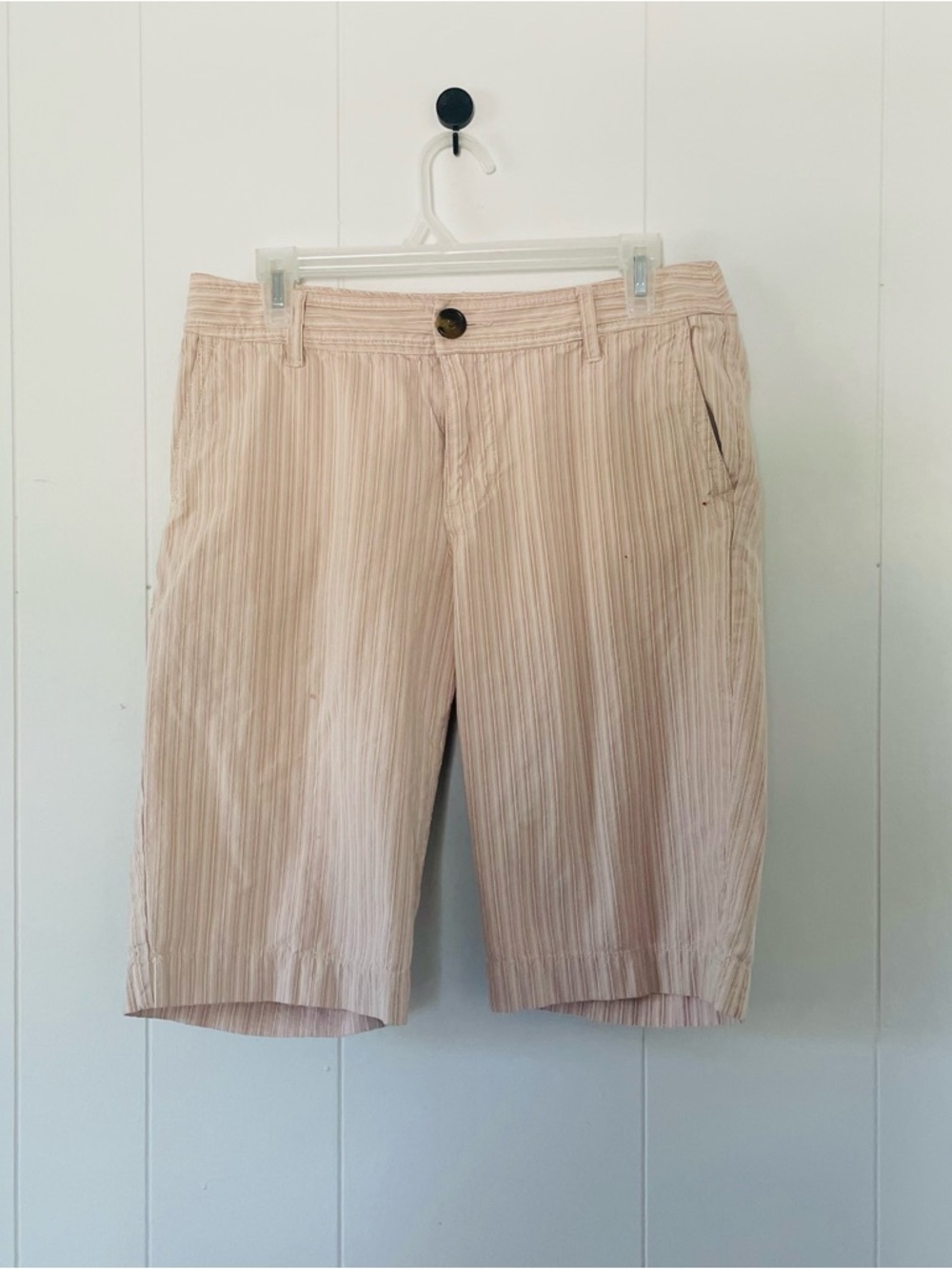 Liz Claiborne Light Beige Pinstripe Women's Bermuda Shorts